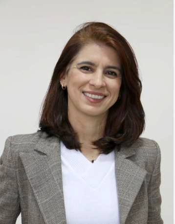 Dr. Priscila Ferraz
